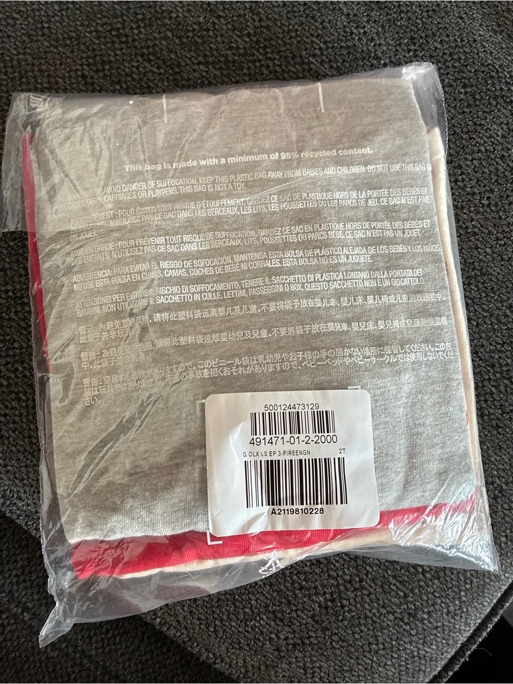 Old Navy 3-Pack Long-Sleeve Tees in Red, Gray & Cream with Car Print